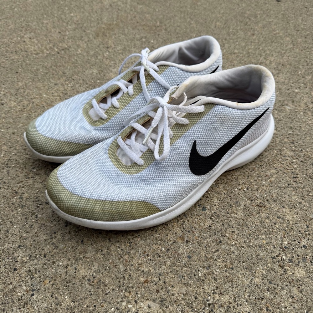 Nike Flex Experience RN 7 Running Shoes size 11.5‎ white grey